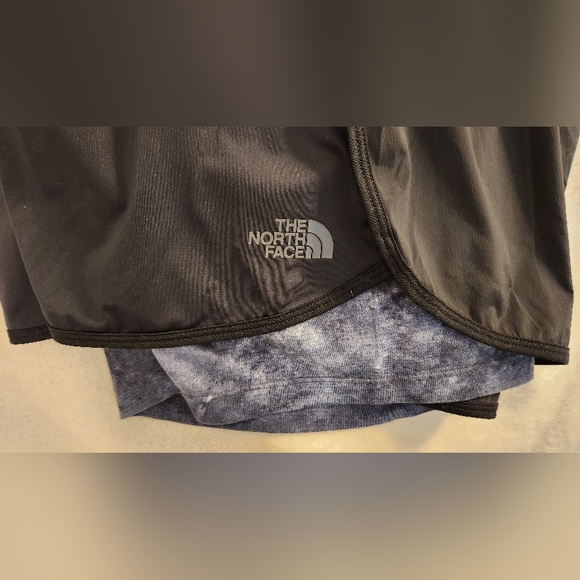 Northface Flashdry Women's Short Sm - Picture 3 of 7